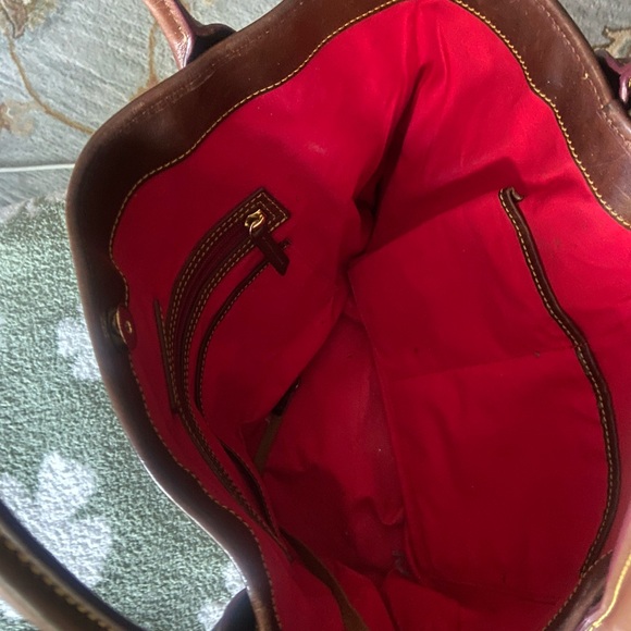 Large Dooney and Bourke Florentine tote! - Picture 2 of 3